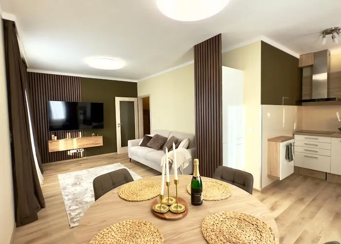 Apartment Brownie Design Apartment, Free Garage Parking