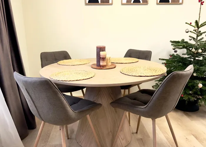 Apartment Brownie Design Apartment, Free Garage Parking