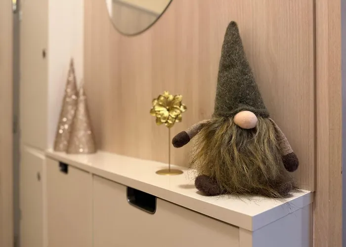 Apartment Brownie Design Apartment, Free Garage Parking *