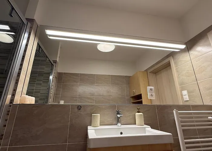 Apartment Brownie Design Apartment, Free Garage Parking