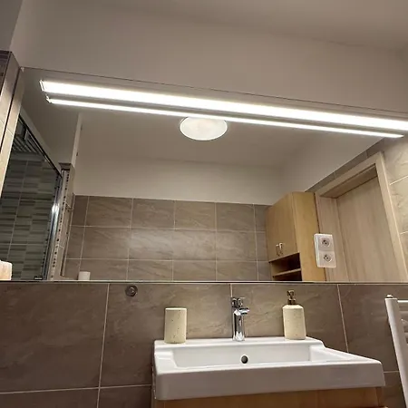 Appartement Brownie Design Apartment, Free Garage Parking